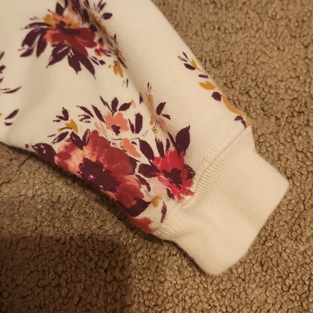 Baby GAP  floral sweatshirt- 4 years